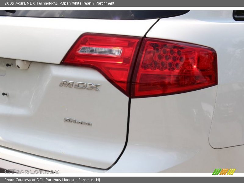 Aspen White Pearl / Parchment 2009 Acura MDX Technology
