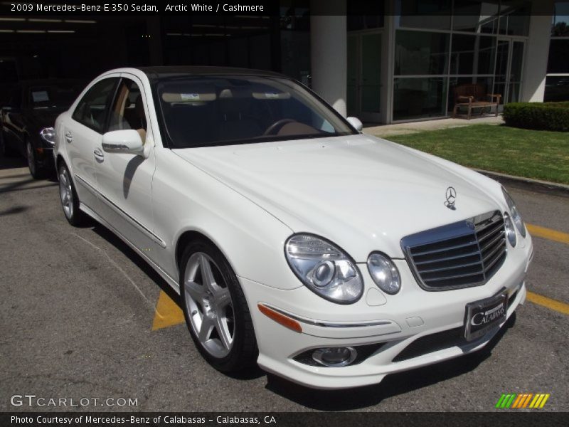 Arctic White / Cashmere 2009 Mercedes-Benz E 350 Sedan