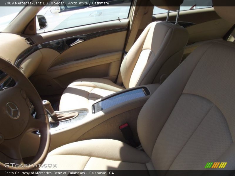 Arctic White / Cashmere 2009 Mercedes-Benz E 350 Sedan