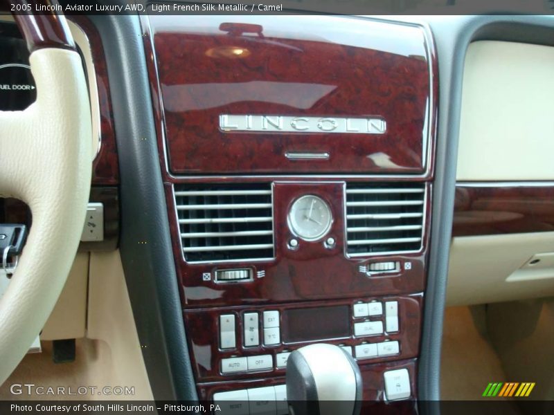 Light French Silk Metallic / Camel 2005 Lincoln Aviator Luxury AWD