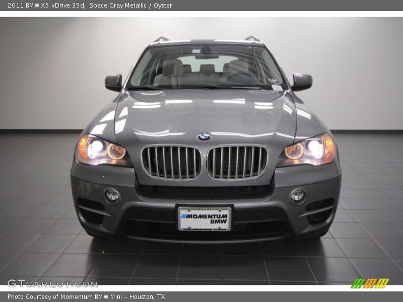 Space Gray Metallic / Oyster 2011 BMW X5 xDrive 35d