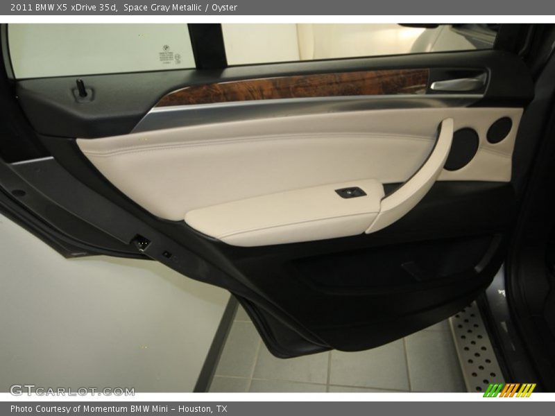 Space Gray Metallic / Oyster 2011 BMW X5 xDrive 35d
