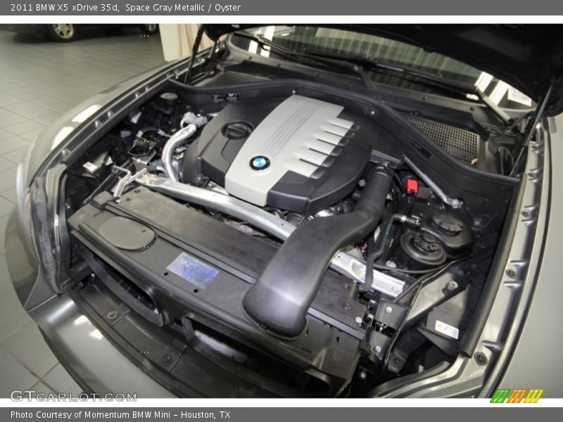 Space Gray Metallic / Oyster 2011 BMW X5 xDrive 35d
