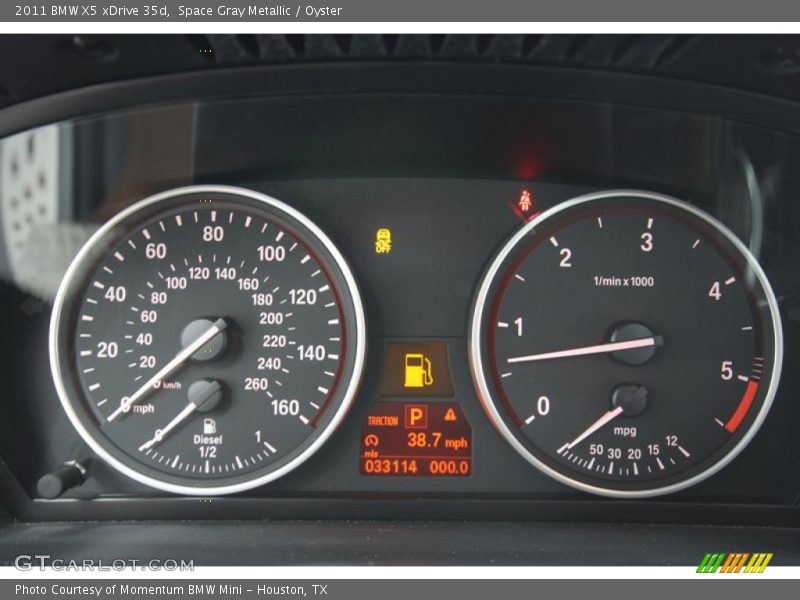 Space Gray Metallic / Oyster 2011 BMW X5 xDrive 35d