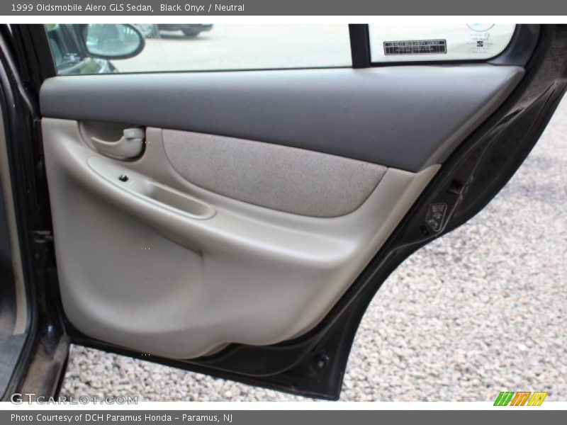 Black Onyx / Neutral 1999 Oldsmobile Alero GLS Sedan
