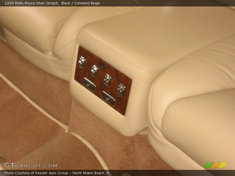 Black / Cotswold Beige 1999 Rolls-Royce Silver Seraph