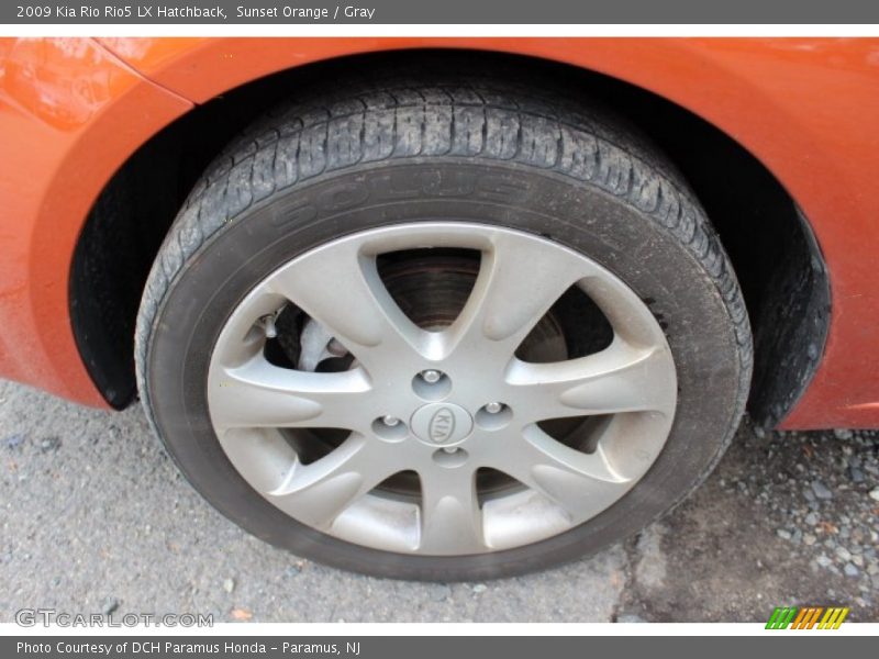 Sunset Orange / Gray 2009 Kia Rio Rio5 LX Hatchback