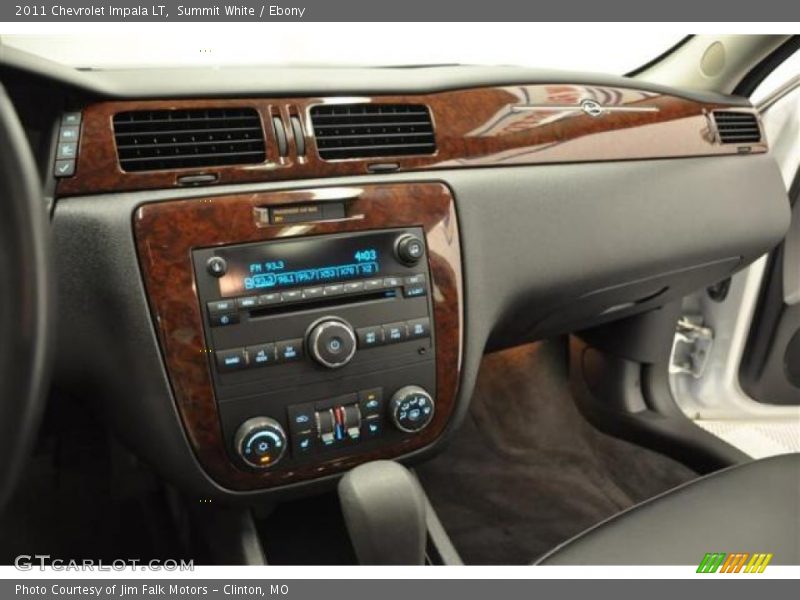 Summit White / Ebony 2011 Chevrolet Impala LT