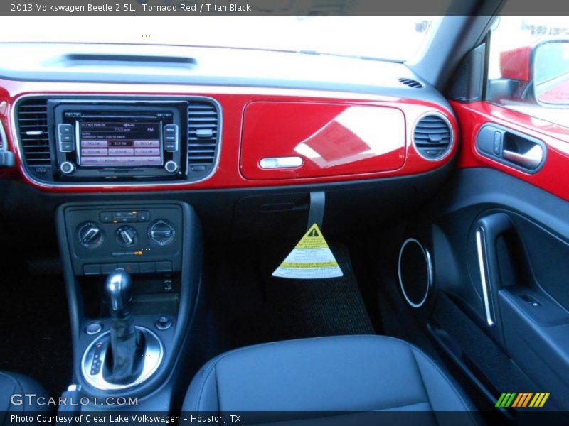 Tornado Red / Titan Black 2013 Volkswagen Beetle 2.5L