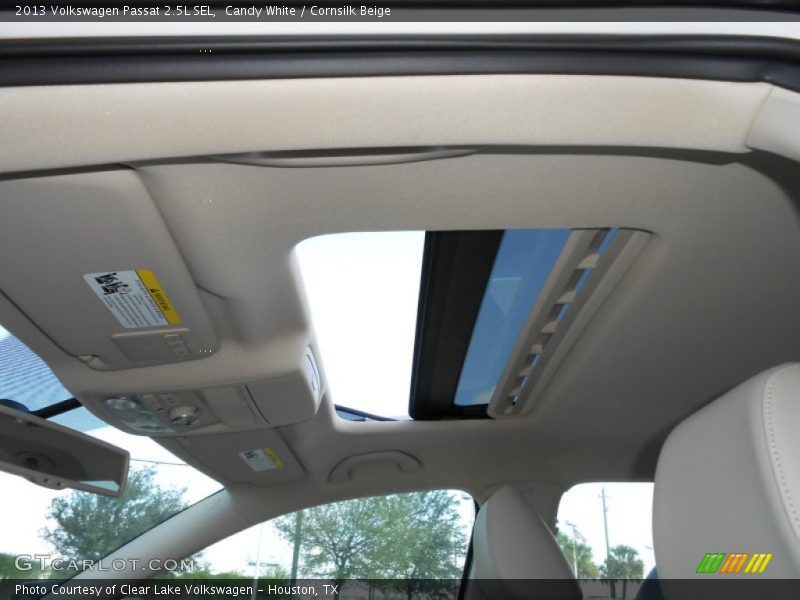 Sunroof of 2013 Passat 2.5L SEL