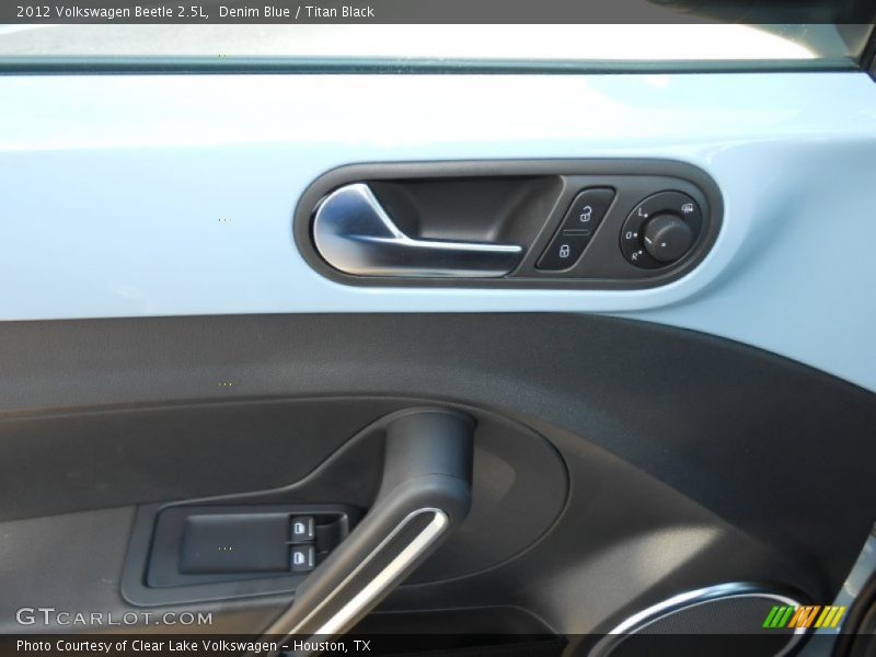 Denim Blue / Titan Black 2012 Volkswagen Beetle 2.5L