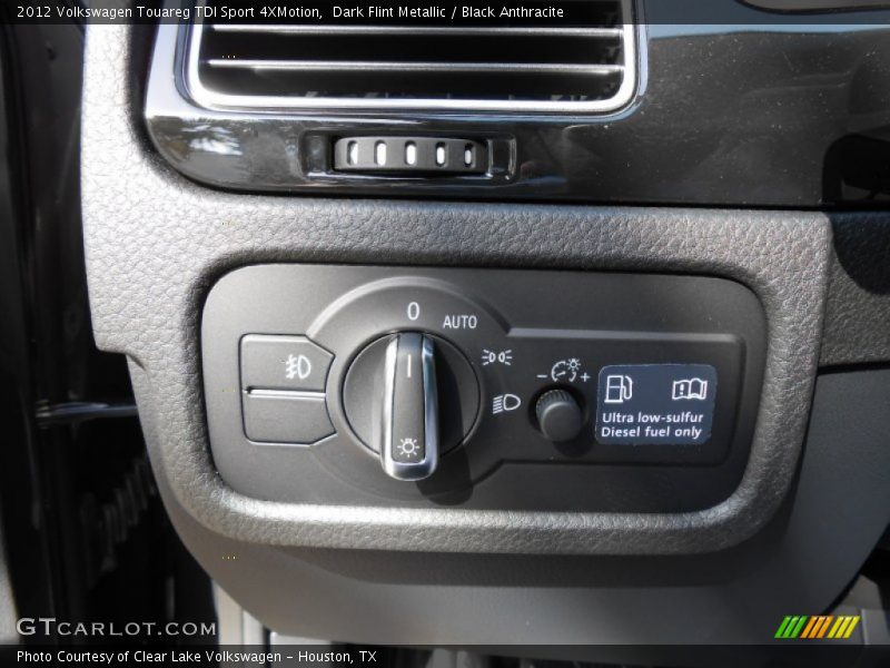 Dark Flint Metallic / Black Anthracite 2012 Volkswagen Touareg TDI Sport 4XMotion