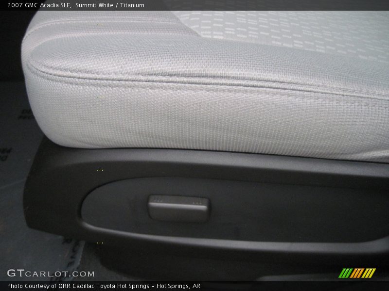 Summit White / Titanium 2007 GMC Acadia SLE