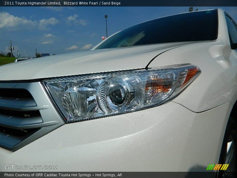 Blizzard White Pearl / Sand Beige 2011 Toyota Highlander Limited