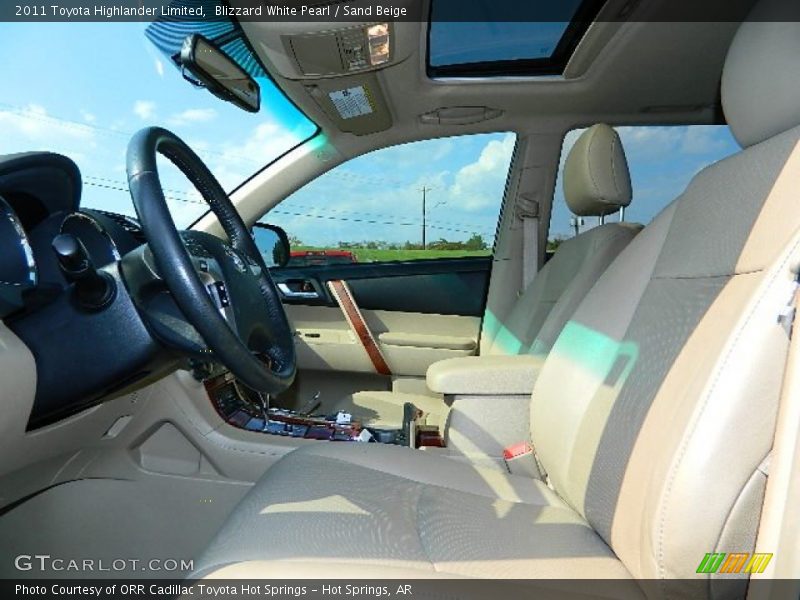 Blizzard White Pearl / Sand Beige 2011 Toyota Highlander Limited