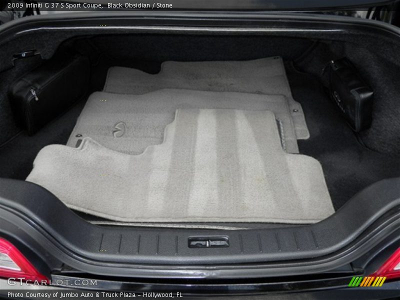  2009 G 37 S Sport Coupe Trunk