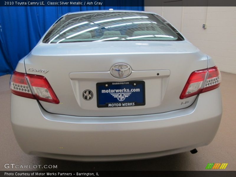 Classic Silver Metallic / Ash Gray 2010 Toyota Camry LE