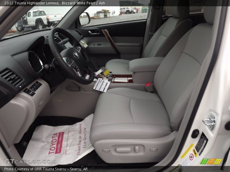 Blizzard White Pearl / Ash 2012 Toyota Highlander Limited