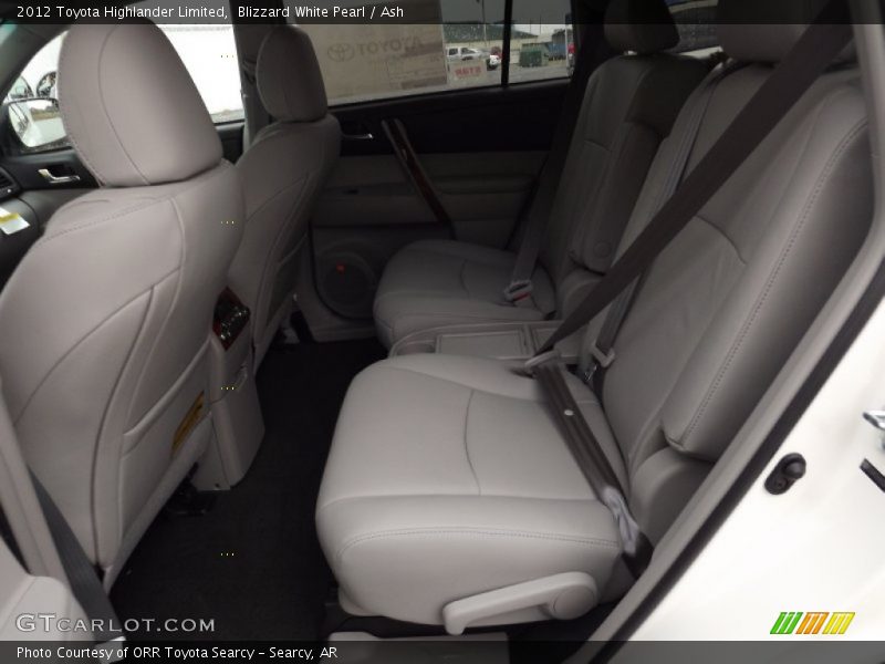 Blizzard White Pearl / Ash 2012 Toyota Highlander Limited