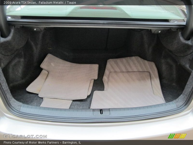  2009 TSX Sedan Trunk