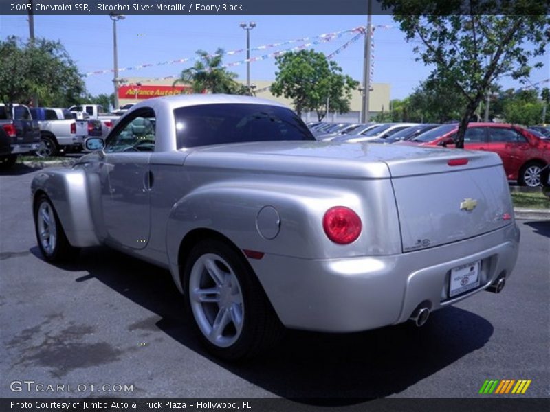 Ricochet Silver Metallic / Ebony Black 2005 Chevrolet SSR