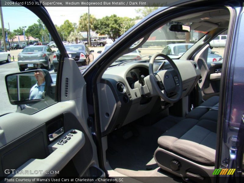 Medium Wedgewood Blue Metallic / Dark Flint 2004 Ford F150 XLT SuperCrew