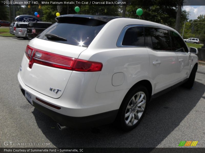White Platinum Metallic Tri-Coat / Charcoal Black/Canyon 2010 Lincoln MKT FWD
