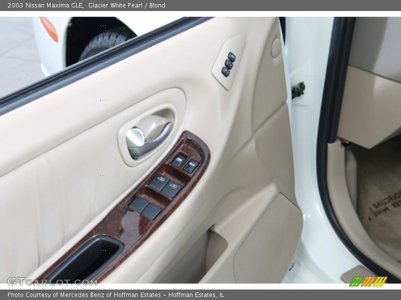 Glacier White Pearl / Blond 2003 Nissan Maxima GLE