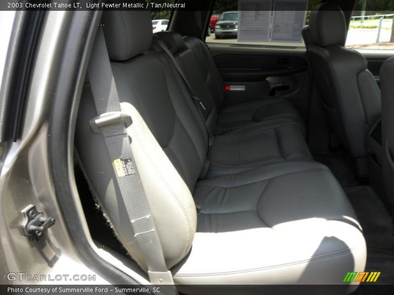 Light Pewter Metallic / Tan/Neutral 2003 Chevrolet Tahoe LT