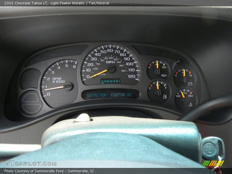 Light Pewter Metallic / Tan/Neutral 2003 Chevrolet Tahoe LT