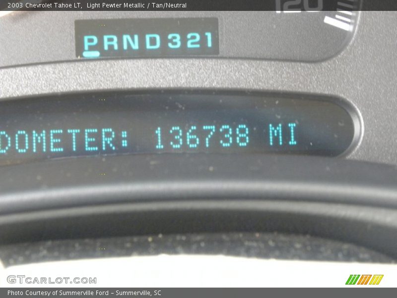 Light Pewter Metallic / Tan/Neutral 2003 Chevrolet Tahoe LT