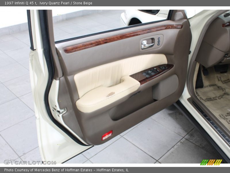 Ivory Quartz Pearl / Stone Beige 1997 Infiniti Q 45 t
