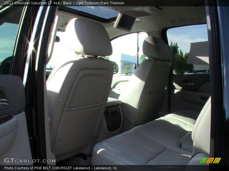Black / Light Titanium/Dark Titanium 2012 Chevrolet Suburban LT 4x4