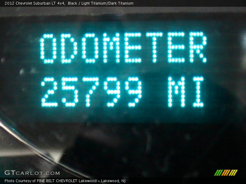 Black / Light Titanium/Dark Titanium 2012 Chevrolet Suburban LT 4x4