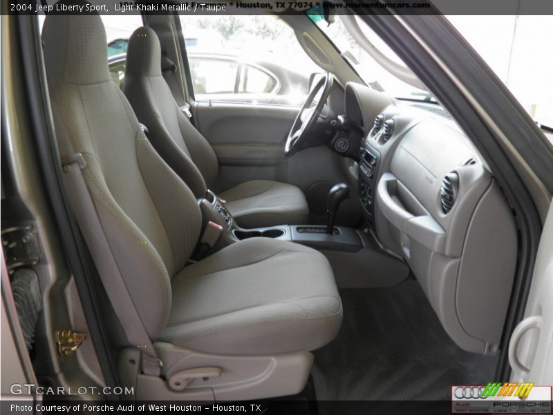 Light Khaki Metallic / Taupe 2004 Jeep Liberty Sport