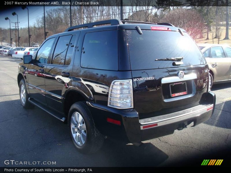 Black / Charcoal Black 2007 Mercury Mountaineer AWD