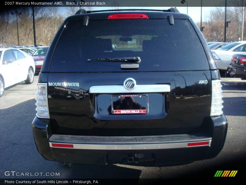 Black / Charcoal Black 2007 Mercury Mountaineer AWD