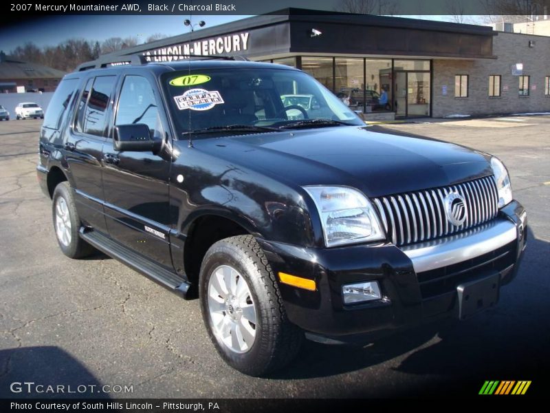 Black / Charcoal Black 2007 Mercury Mountaineer AWD