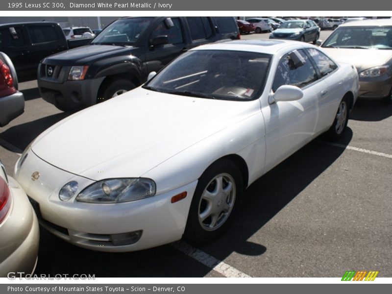 Diamond White Pearl Metallic / Ivory 1995 Lexus SC 300