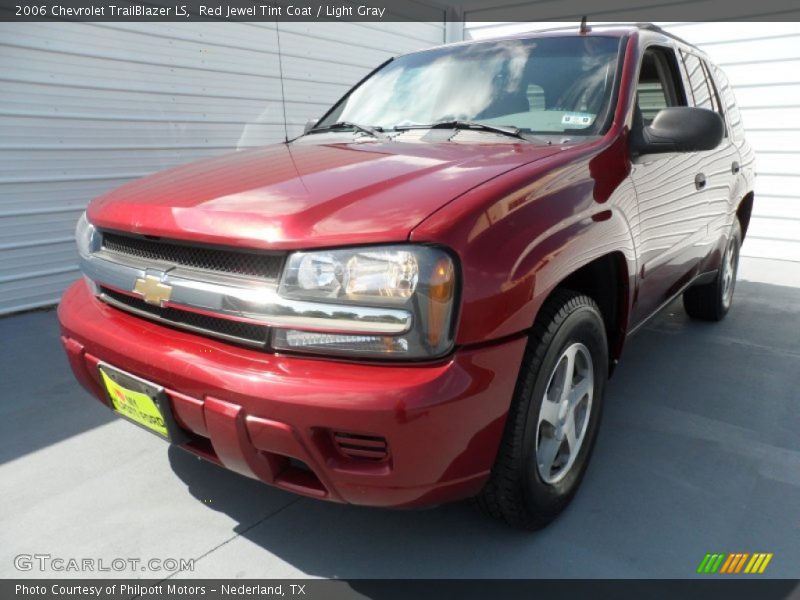 Red Jewel Tint Coat / Light Gray 2006 Chevrolet TrailBlazer LS