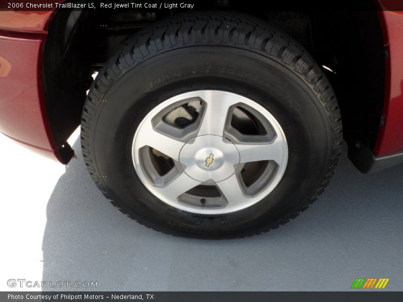  2006 TrailBlazer LS Wheel