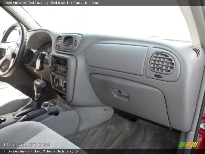 Red Jewel Tint Coat / Light Gray 2006 Chevrolet TrailBlazer LS