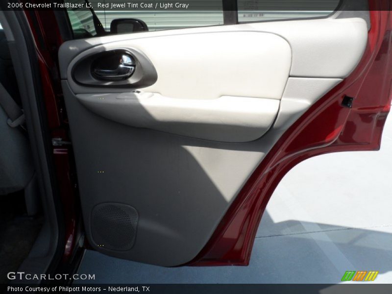 Red Jewel Tint Coat / Light Gray 2006 Chevrolet TrailBlazer LS