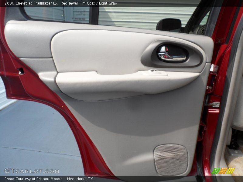 Red Jewel Tint Coat / Light Gray 2006 Chevrolet TrailBlazer LS