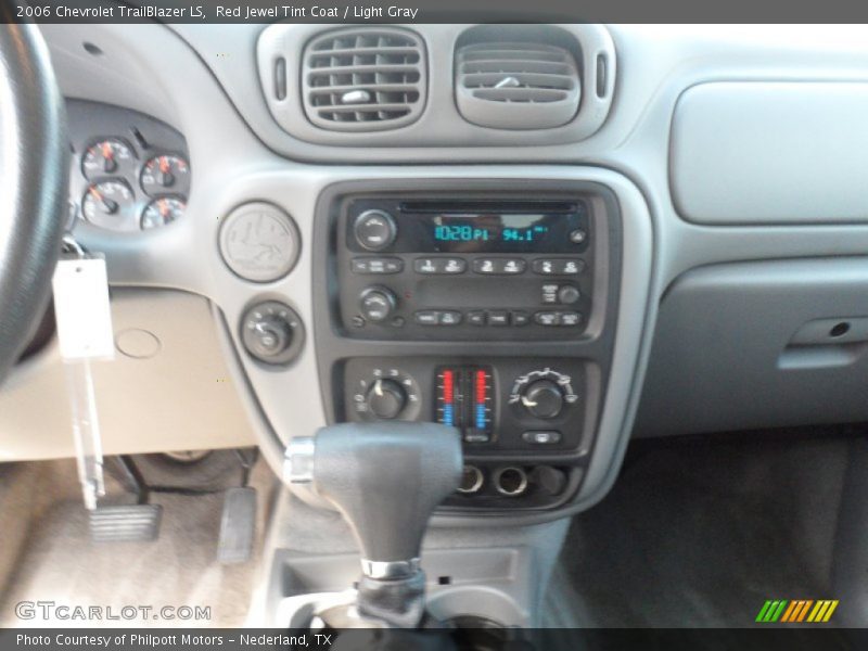 Red Jewel Tint Coat / Light Gray 2006 Chevrolet TrailBlazer LS