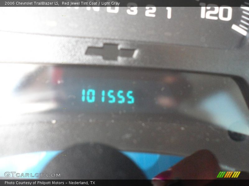 Red Jewel Tint Coat / Light Gray 2006 Chevrolet TrailBlazer LS
