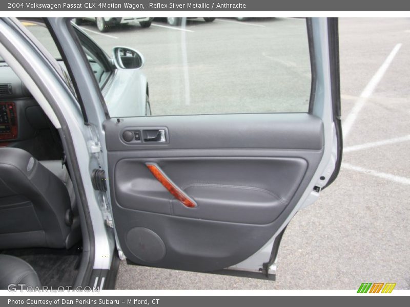 Door Panel of 2004 Passat GLX 4Motion Wagon
