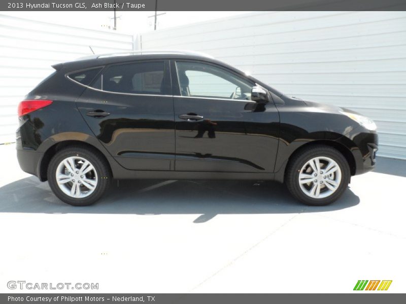 Ash Black / Taupe 2013 Hyundai Tucson GLS