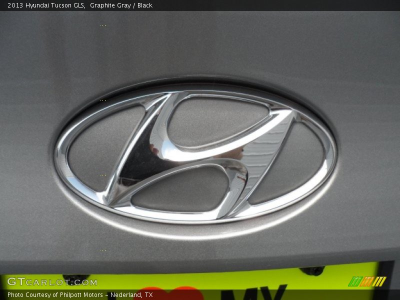 Graphite Gray / Black 2013 Hyundai Tucson GLS