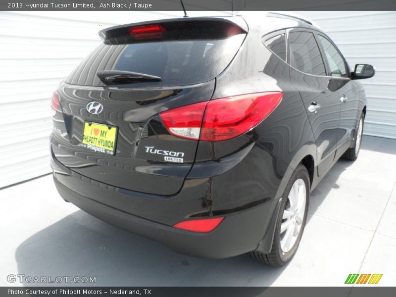 Ash Black / Taupe 2013 Hyundai Tucson Limited